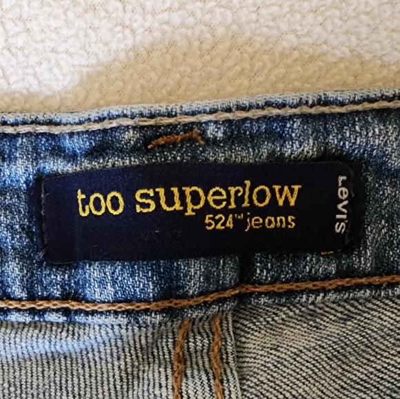 EUC Levi's Too Superlow 524 Boot Cut Jeans - Picture 4 of 5